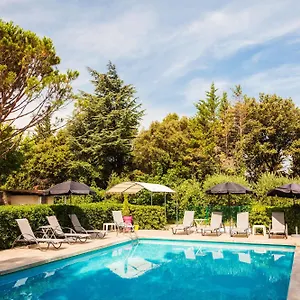 Hotel Le Petit Manoir Logis